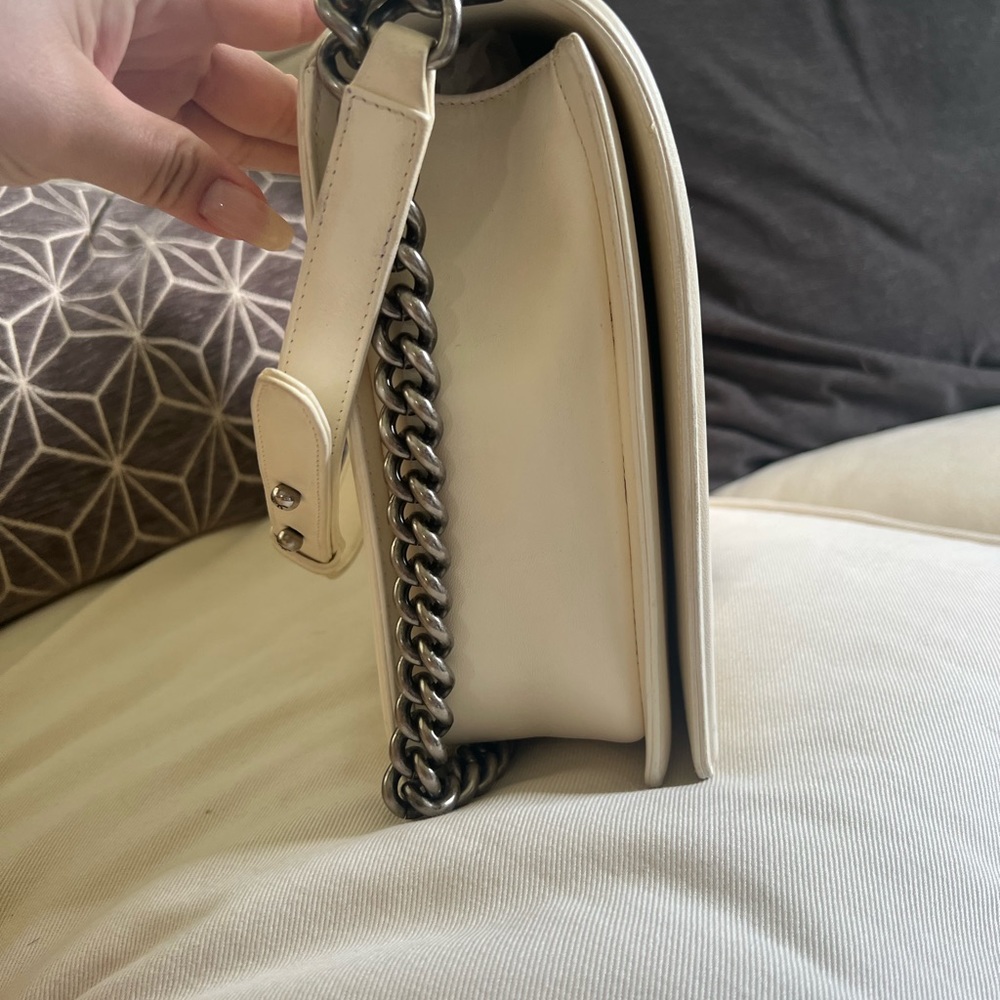 💯 Authentic Chanel Off White Cream XL Le Boy - Picture 7 of 14